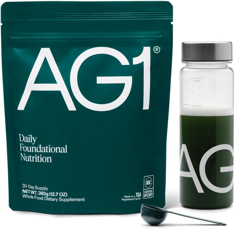 AG1 Greens Powder Multivitamin and Probiotic Blend with Shaker & Scoop | Includes 75 Vitamins, Minerals, Digestive Enzymes and Adaptogens in a Gluten-Free, Vegan and Keto-Friendly Formula