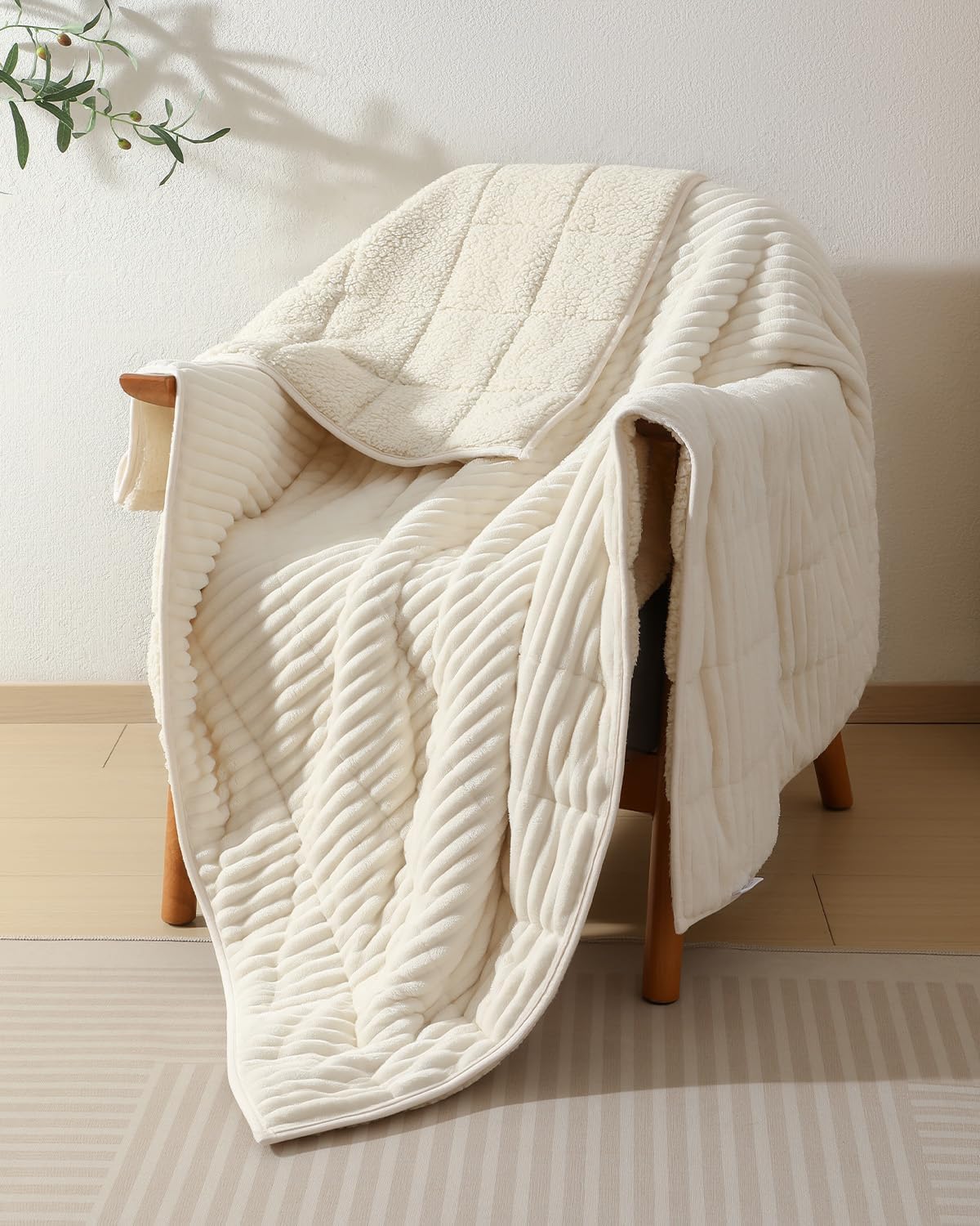 CYK Weighted Blanket Adults 20 Pounds Queen Size 60″x80″ – Dual-Sided Fleece & Sherpa Blanket – Heavy Plush Flannel Winter Warm Blanket for Bed and Couch