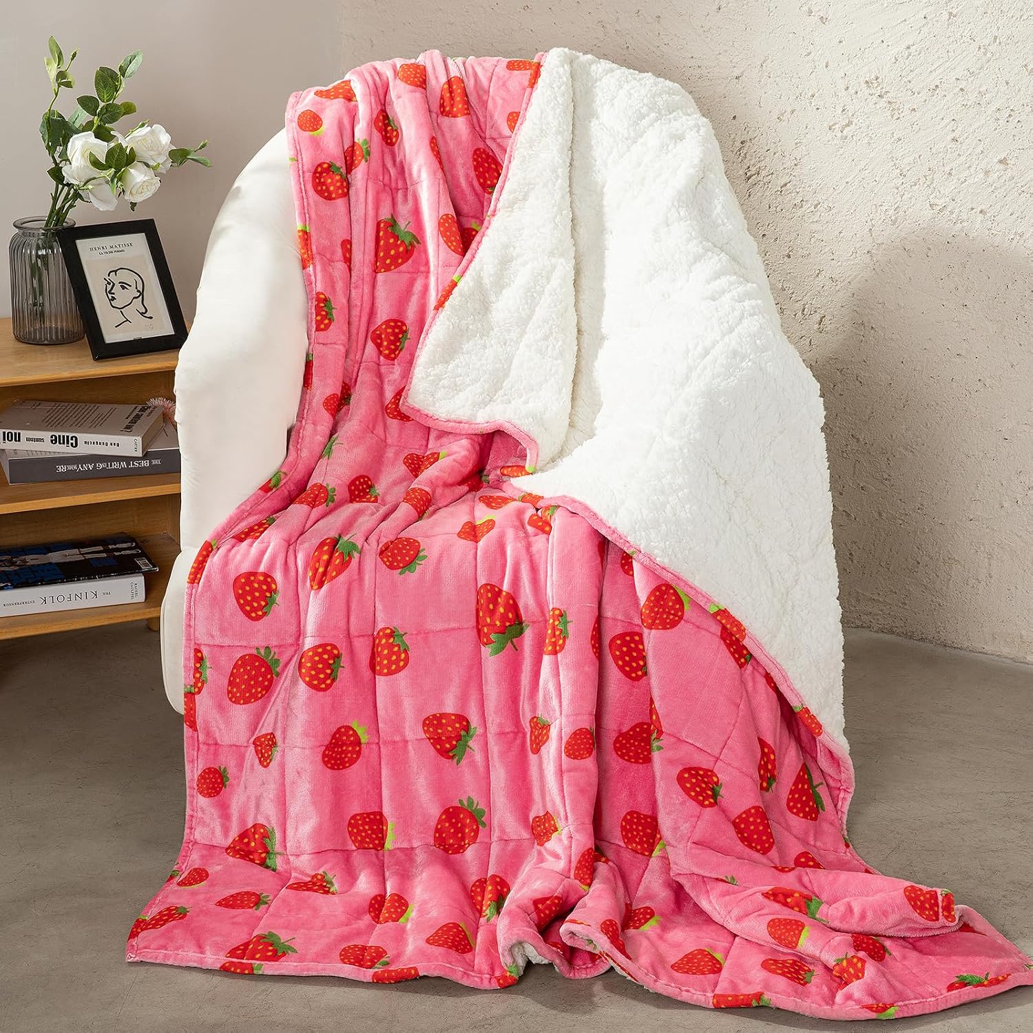 Aemicion Weighted Blanket Queen Size 15 Pounds 60″x80″,Soft Fluffy Fleece Sherpa Weighted Blankets for Adults,Cute Pink Strawberry Heavy Blanket Weighted as Gift Ideas for Women Teen Girls